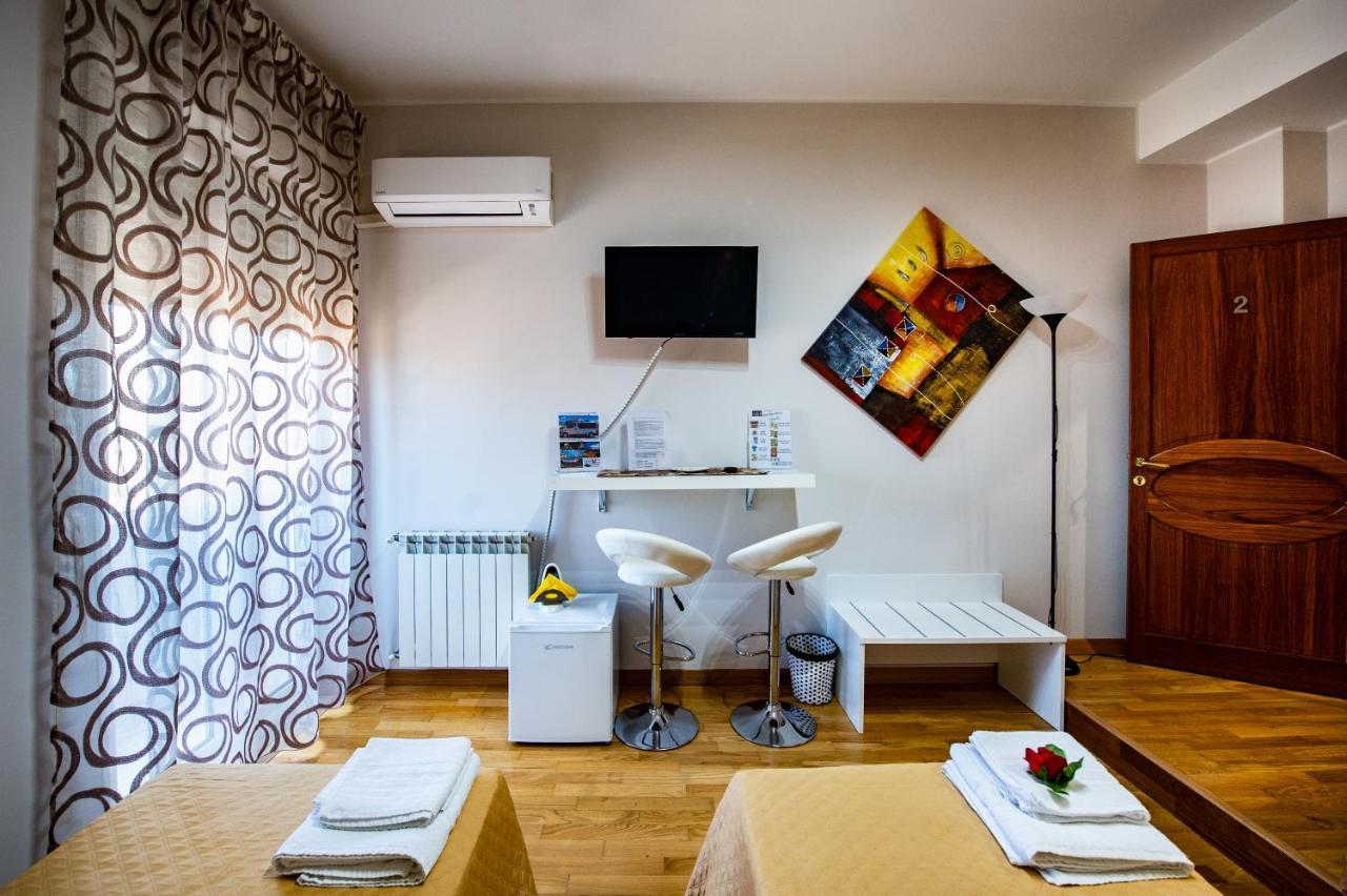 Bnb Cheope Syracuse ภายนอก รูปภาพ
