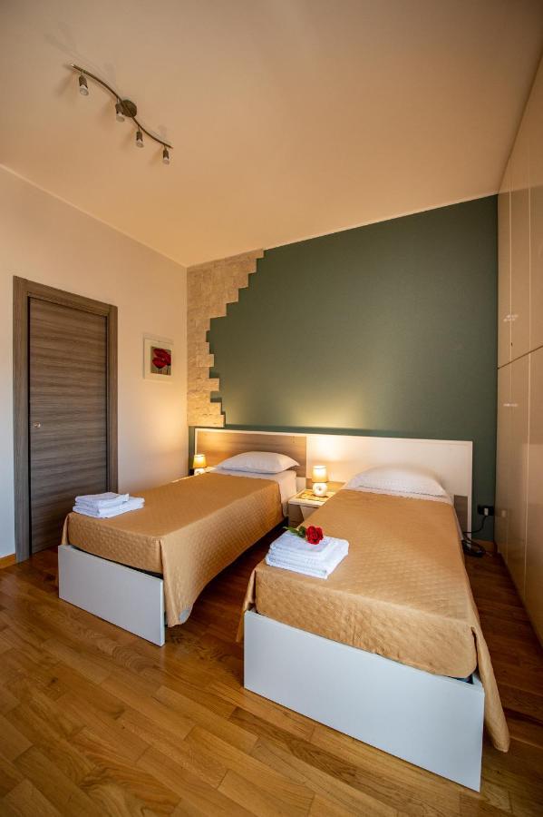 Bnb Cheope Syracuse ภายนอก รูปภาพ